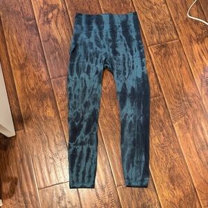 lululemon athletica womens Blue Black the dye Leggings size 4